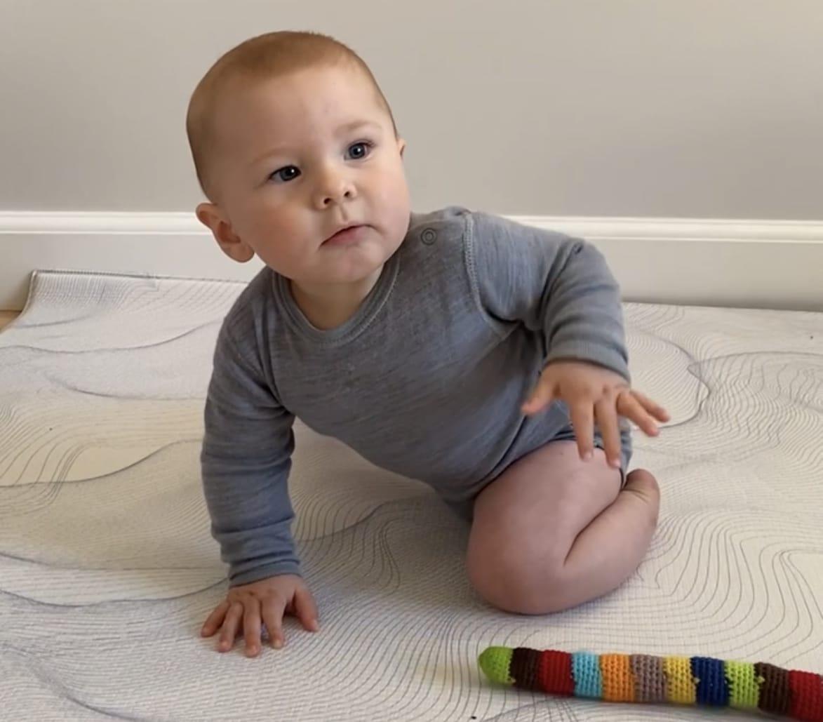 Baby og Motorik - 6 til 8 måneder